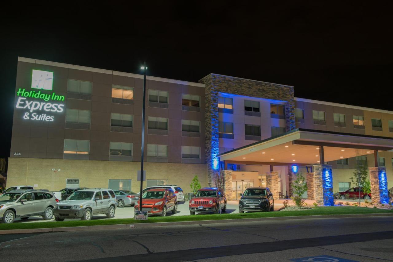 Holiday Inn Express & Suites - Louisville N - Jeffersonville By Ihg מראה חיצוני תמונה